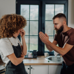 如果感情冲突难以解决，可能是你不了解伴侣的“道歉语言”