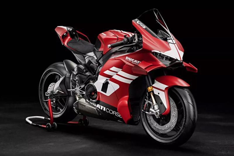 2027 Ducati Superleggera V4 Centenario 1
