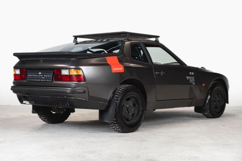 1983 Porsche 944 Coupe 2