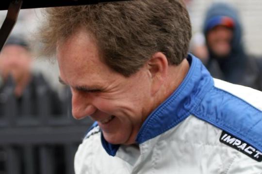 达雷尔·沃尔特里普：从赛车“反派”到传奇偶像的蜕变