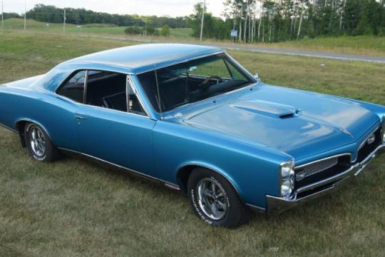 1967款庞蒂亚克GTO：起源故事、规格解析及价值攀升