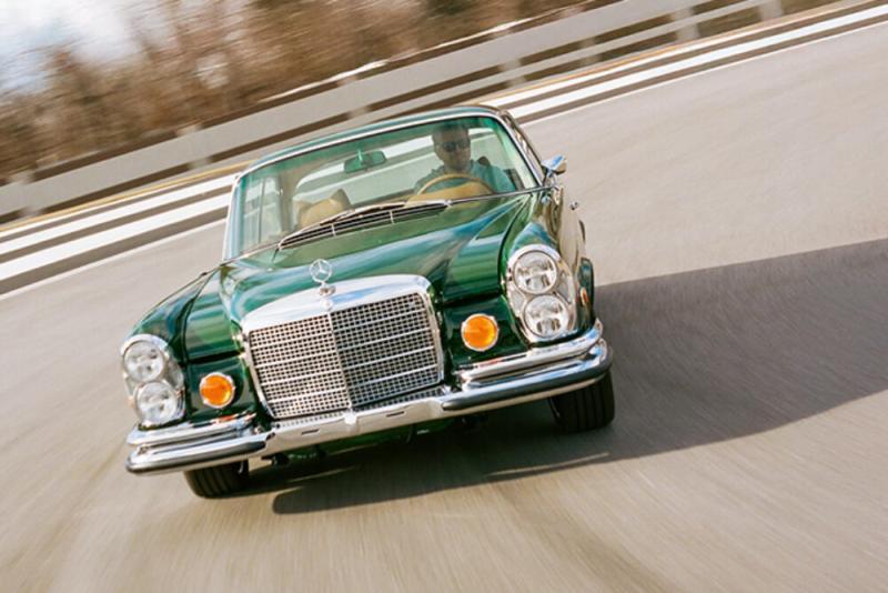 1969 Retro Designs Mercedes 280SE Restomod 5