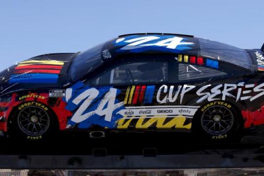 NASCAR安全创新如何永远改变了赛车运动