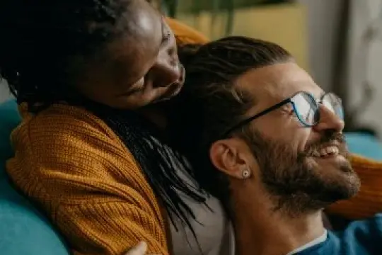 值得庆祝的6个恋爱关键时刻