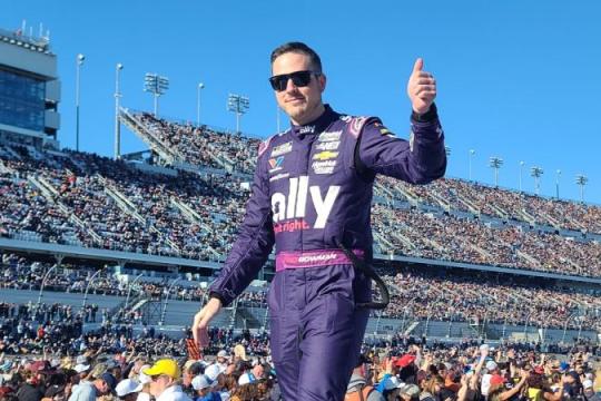 亚历克斯·鲍曼因眩晕症确诊将缺席凤凰杯赛