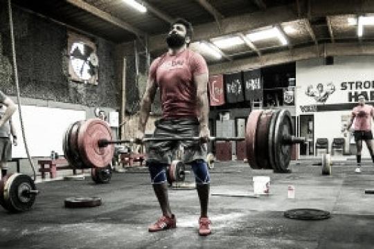 播客第159期：更强、更快、更难被击倒