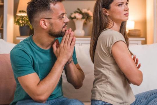 遵循这5条心理治疗师推荐的分手准则，让彼此都更轻松