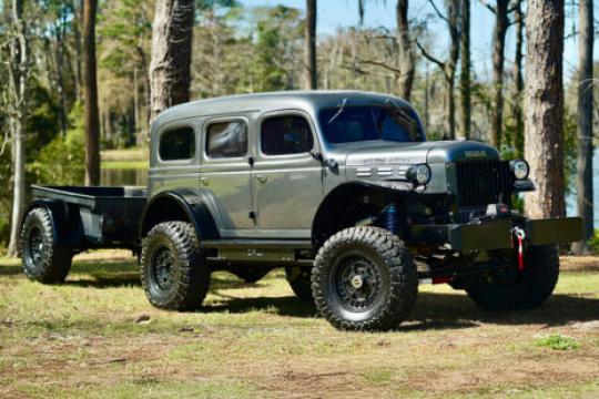 Desert Power Wagons将Hellcat V8引擎装进二战时期的Dodge WC-53 Carryall