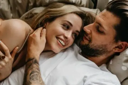 想让伴侣更主动？试试这个方法