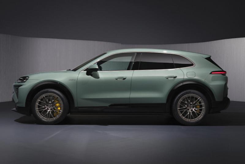 2026 Porsche Cayenne EV 1