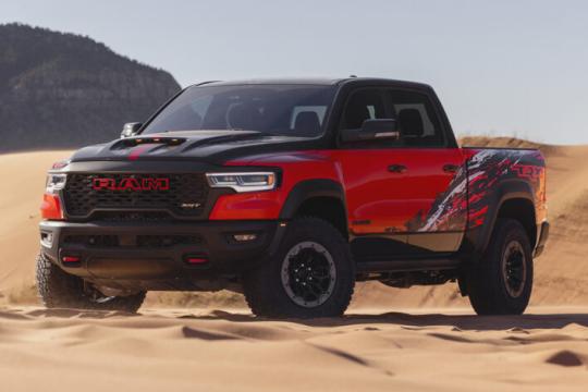 Ram 777马力TRX重夺半吨级皮卡王座，力压Raptor R