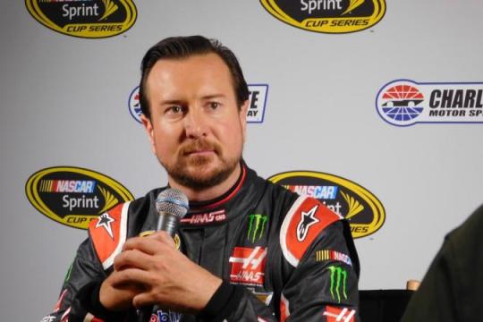 库尔特·布什回忆撞车事故，纳斯卡安全车宣称面临考验