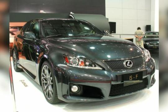 雷克萨斯IS-F：优雅中释放的V8狂怒