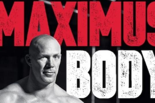 通过增强体能锻炼心理韧性——与Bobby Maximus的健身心理学探讨