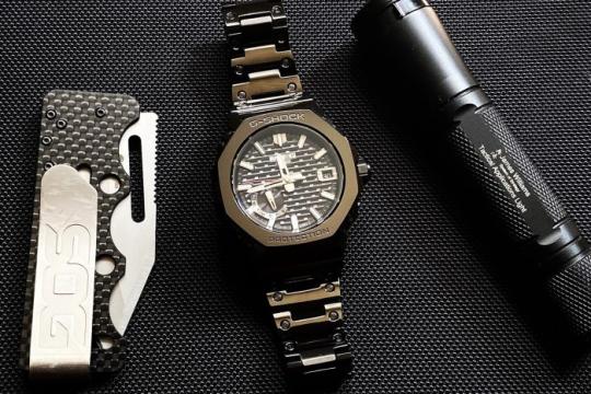 卡西欧G-Shock最新款：坚韧与时尚的完美结合