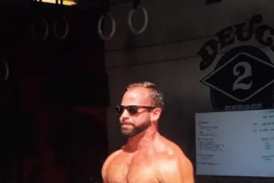 播客第233期：来自“增肌博士”的饮食与营养建议