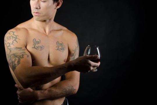 同性男伴真有市场吗？专家为你详细解析