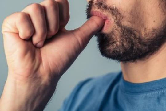 与母亲关系过于亲密可能会影响你的爱情生活