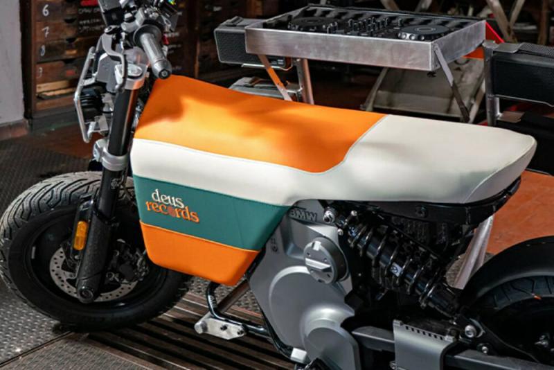 BMW CE 02 x Deus Ex Machina 1