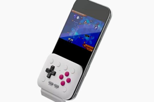 8BitDo FlipPad：让你的手机变身袖珍复古游戏机