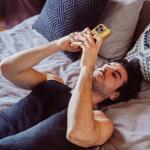 AskMen教你如何像高手一样发送撩人短信（附实用示例）