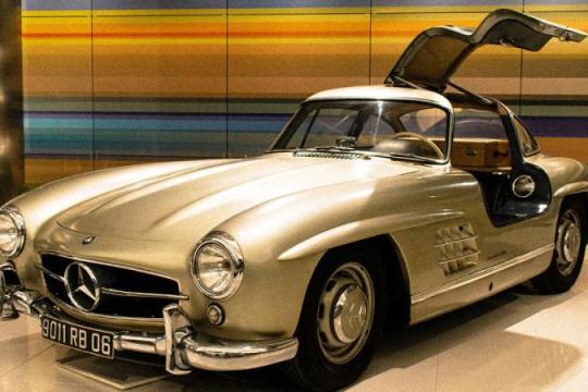 曾经令人惊叹的豪华汽车创新功能