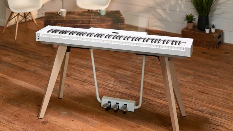 便携式设计，售价3399美元，支持8节AA电池续航4小时