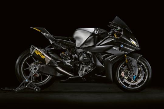 宝马Concept RR：230马力超级跑车的未来预览