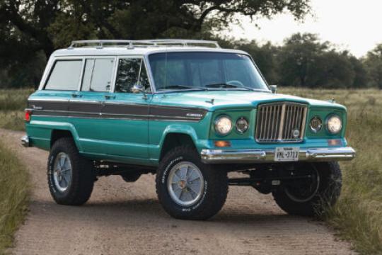 Vigilante 4×4复兴经典1966款Jeep超级Wagoneer，打造青绿色复古现代混搭杰作