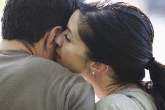 彻底消除吻痕的有效方法（不客气）