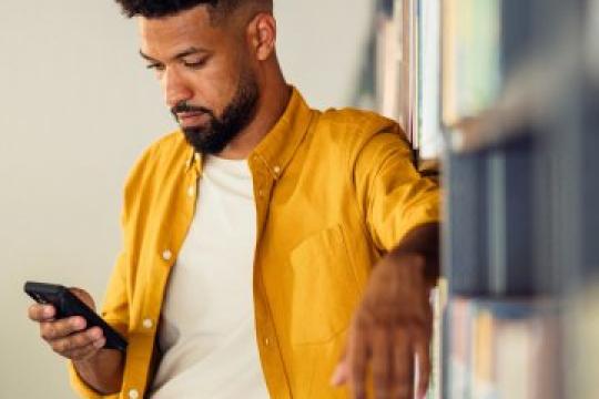 通过短信结束关系是可能的——但必须遵循这些建议