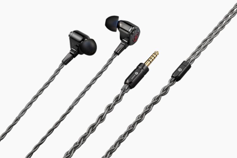 Astell Kern XIO Earbuds 1