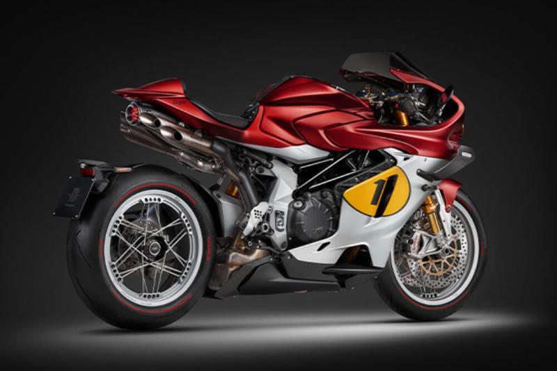 MV Agusta Superveloce 1000 Ago 3