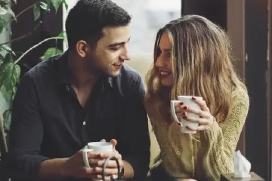 戒酒如何真正提升你的约会生活