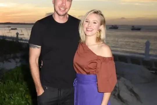 科技是否已成为亲密关系的障碍？达克斯·谢泼德这样认为