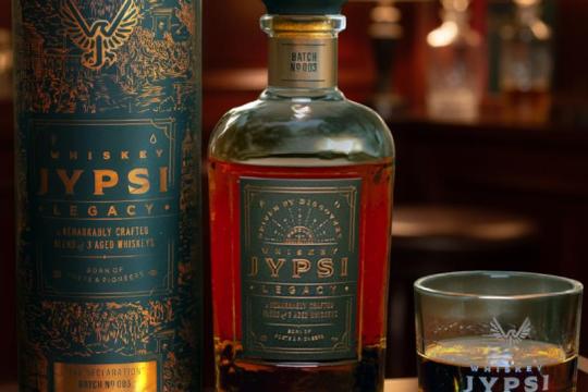 为什么埃里克·丘奇的威士忌JYPSI是名人烈酒热潮中的黑马