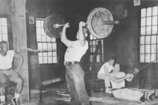 如何选择合适的杠铃