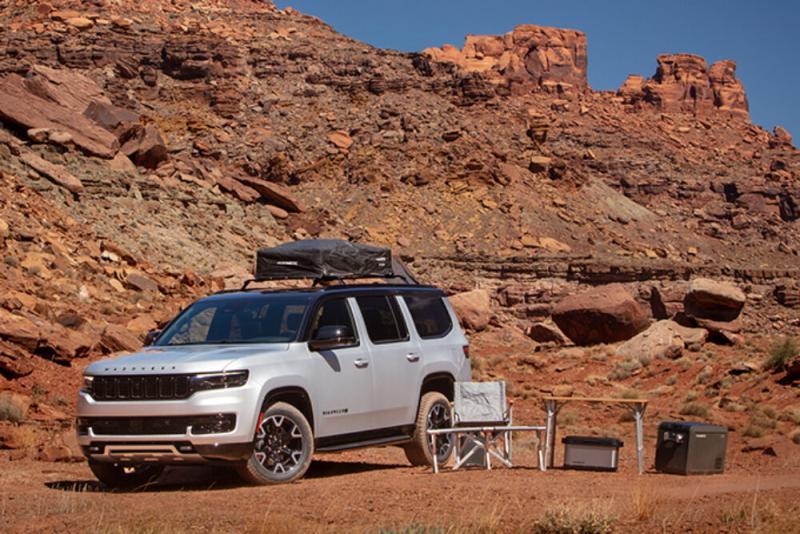 2025 Jeep Wagoneer Overland Special Edition 4