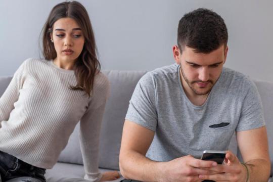 为什么十二月可能会被称为“出轨月”