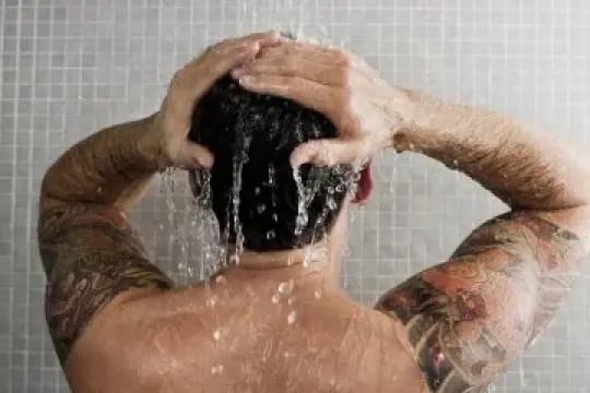 你在淋浴时无意中犯的12个错误