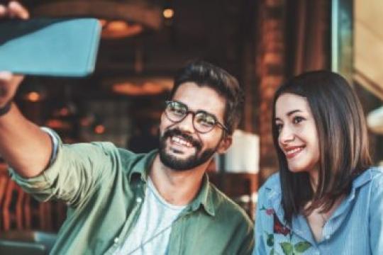 不同类型的调情方式：7个正确调情的小技巧