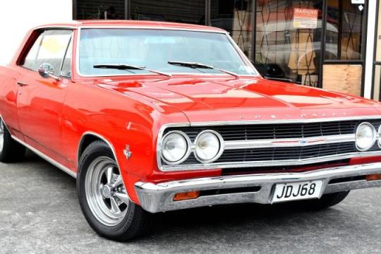1965年Rambler Classic与1965年Chevrolet Malibu：哪款车更让买家意外？