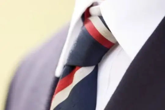 绅士必备：衬衫与领带搭配的三大黄金法则