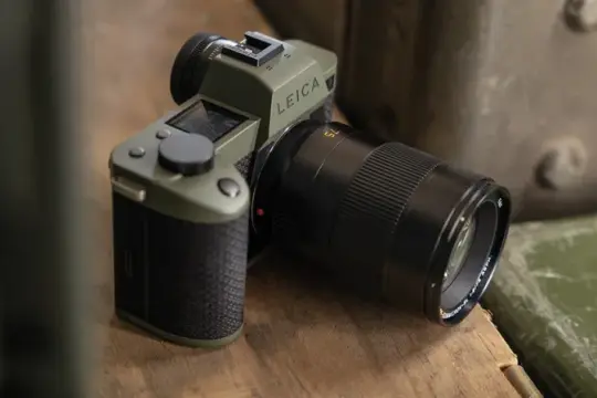 徕卡全新SL2-S“记者版”相机，坚固耐用更显风采