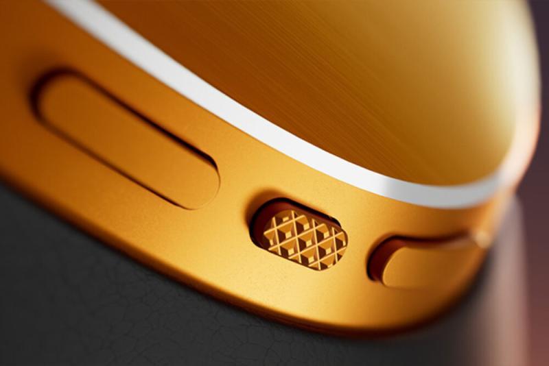 Bowers Wilkins x Mclaren Px8 Headphones 3