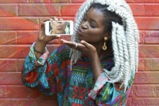 异地恋情侣分享维系感情的秘诀