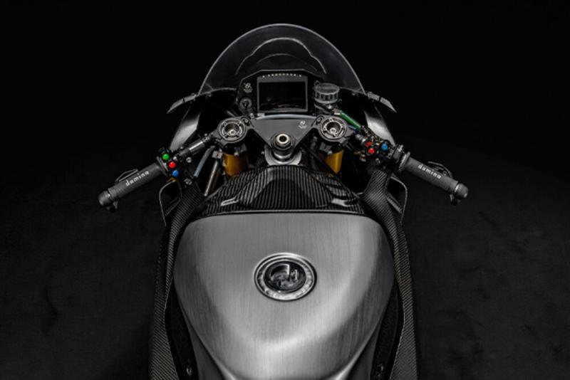 BMW Motorrad Concept RR 3