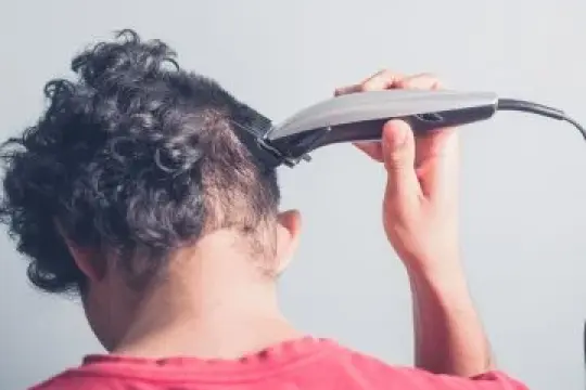 每位男士剃光头前必须了解的事项