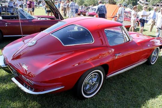 1963年科尔维特分体后窗仅存一年，买家为何不解其缘由？