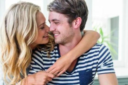 如何用10个简单步骤吸引爱情